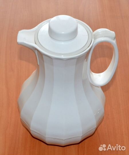 Термос кувшин