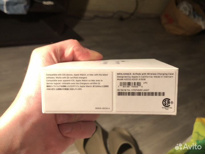 Airpods 2 беспроводная зарядка оригинал