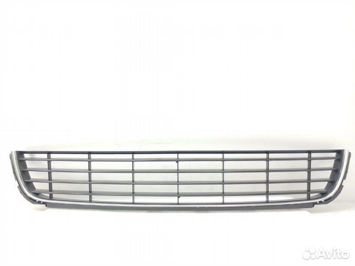 Решетка в бампер передняя Volkswagen Golf 6 1.4