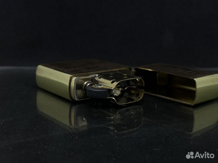 Зажигалка бензиновая zippo Custom RDR