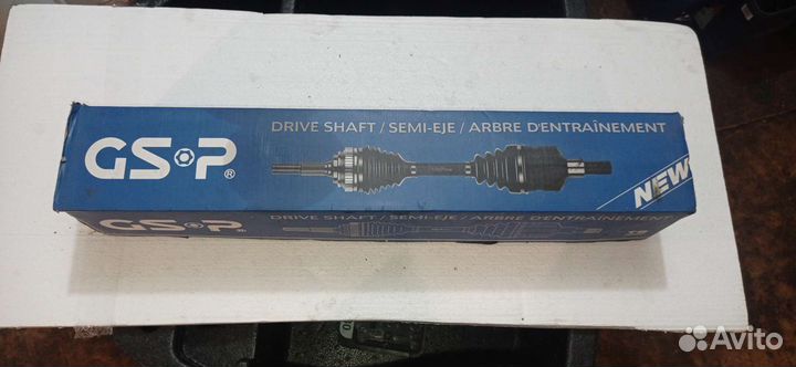 Привод колёса левый vag