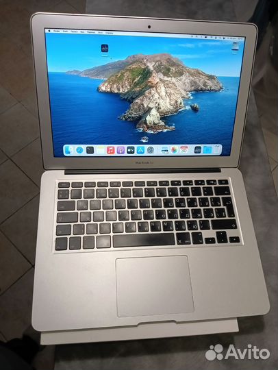 Apple MacBook Air 1466 (i5, 13, 4Gb/128Gb)