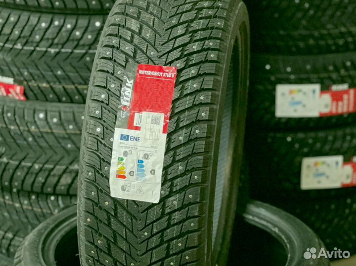 iLink Wintervorhut Stud II 245/45 R20 118T
