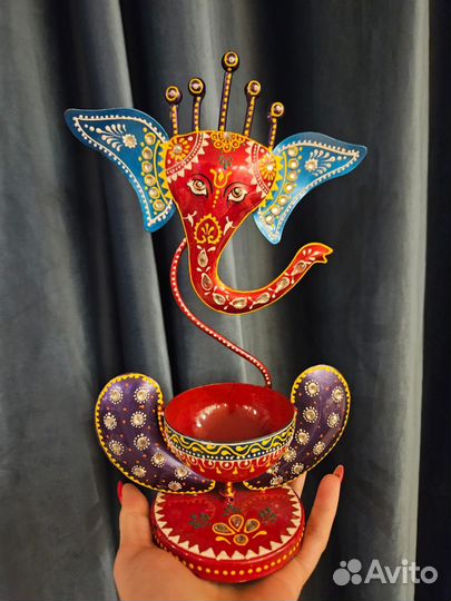 Подсвечник интерьерный