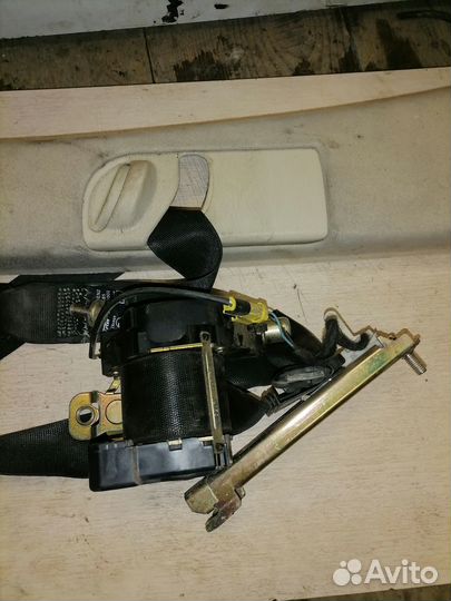 Ремень безопасности передний правый ML320 W163