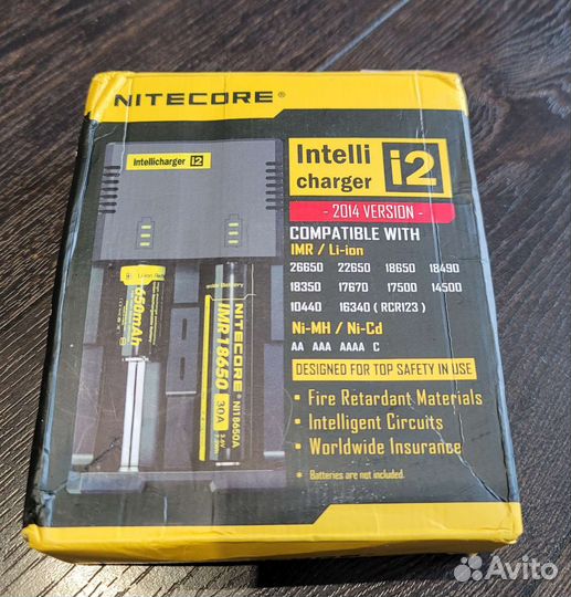 Зарядное устройство Nitecore Intellicharger i2