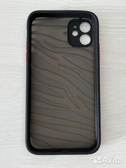 Чехлы для iPhone 11 (2шт) новые