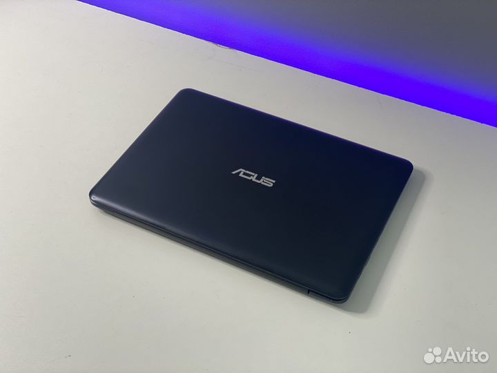 Шустрый Asus с SSD диском для офиса