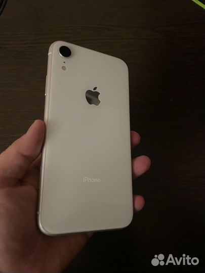 iPhone Xr, 64 ГБ