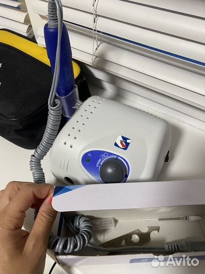 Аппарат для маникюра strong 210