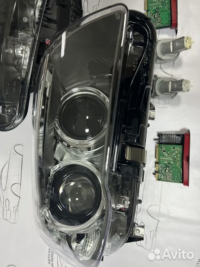 Фары BMW F10 рестайлинг всборе с блоками