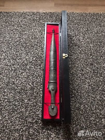 Кинжал сувенирный 