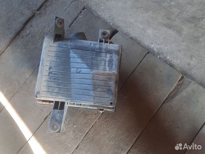 Daewoo Nexia корпус воздушного фильтра