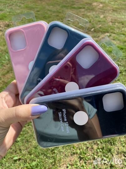 Чехол на iPhone 12