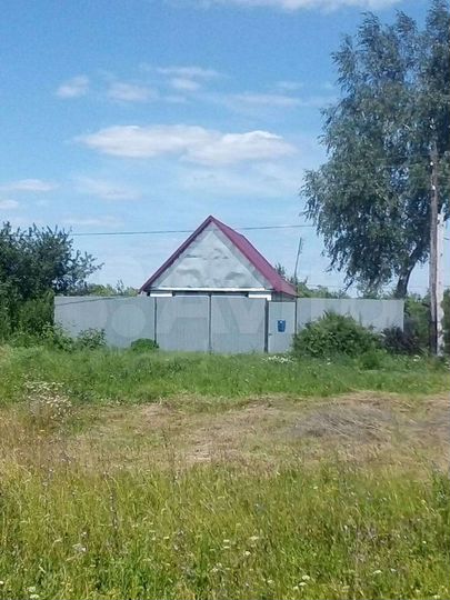 Дом 31,8 м² на участке 12 сот.