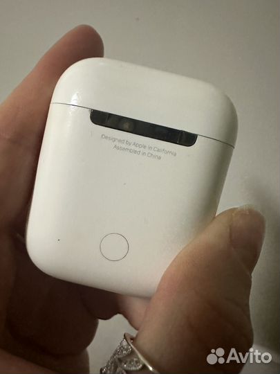 Кейс AirPods (1-го и 2го поколения)