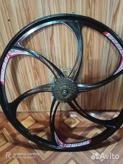 Обод26,литые диски в отличном состоянии
