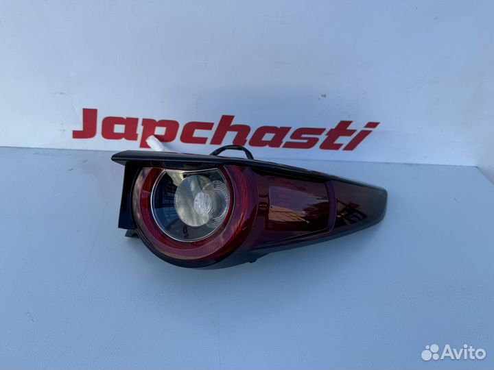 Задний правый фонарь Mazda CX-30 LED