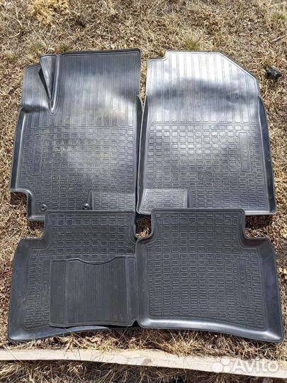 Автомобильные коврики для Kia rio