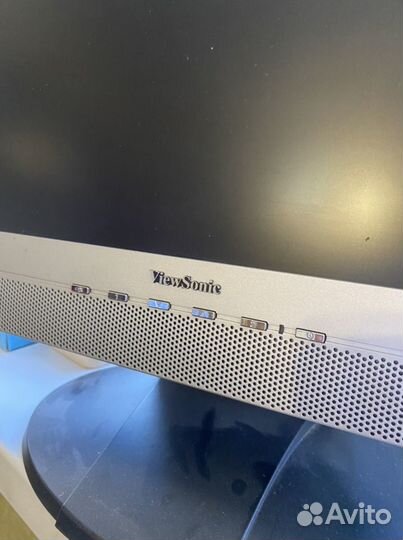 Монитор Viewsonic 17