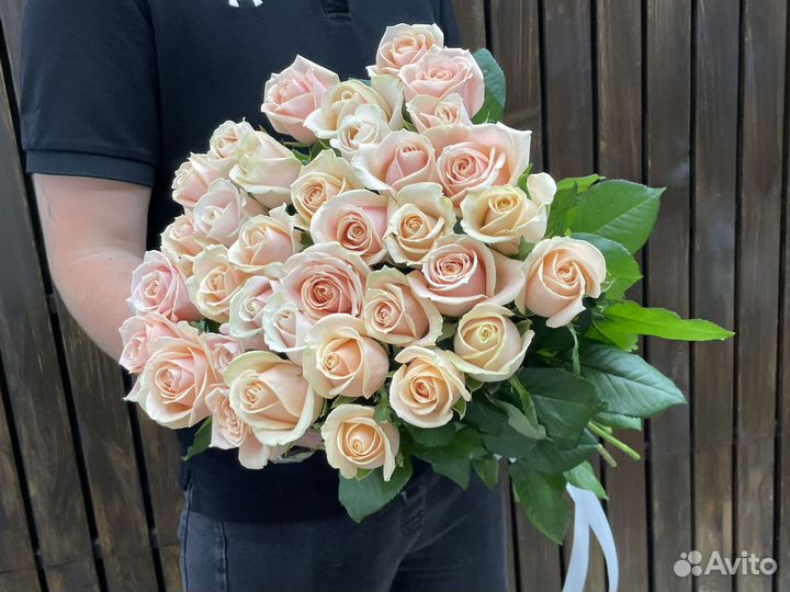 Букет свежих голландских роз 31 шт