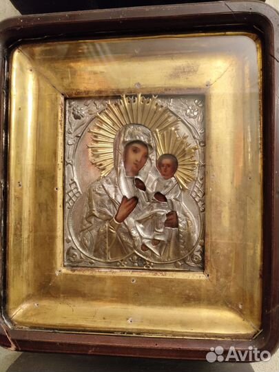Старинные иконы в окладе