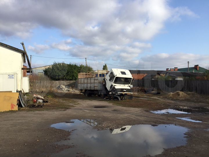 Гараж, > 30 м²