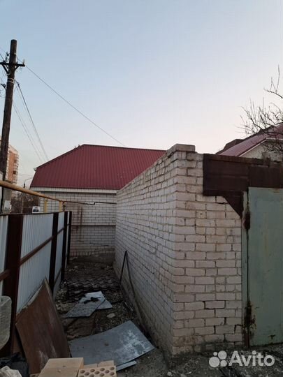 Кирпич бу