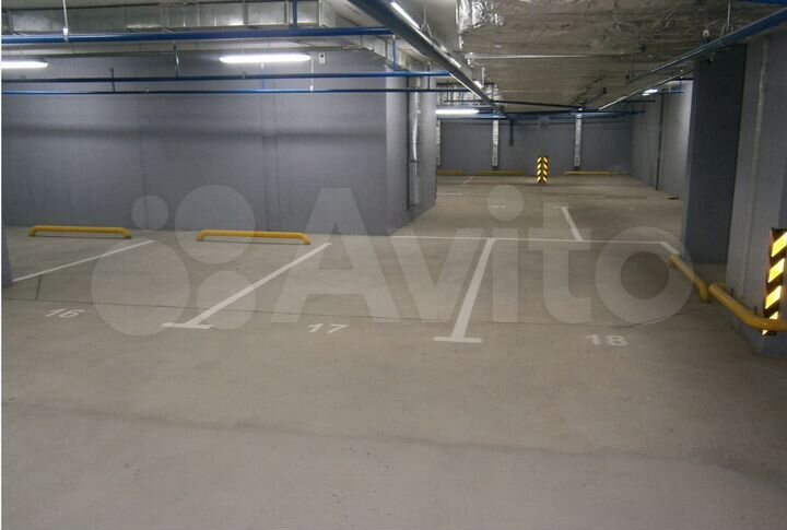 Машиноместо, 13 м²