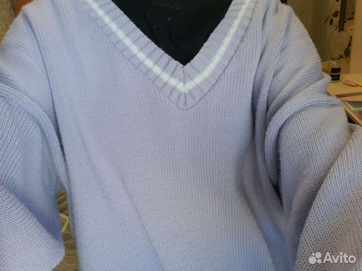 Свитер женский