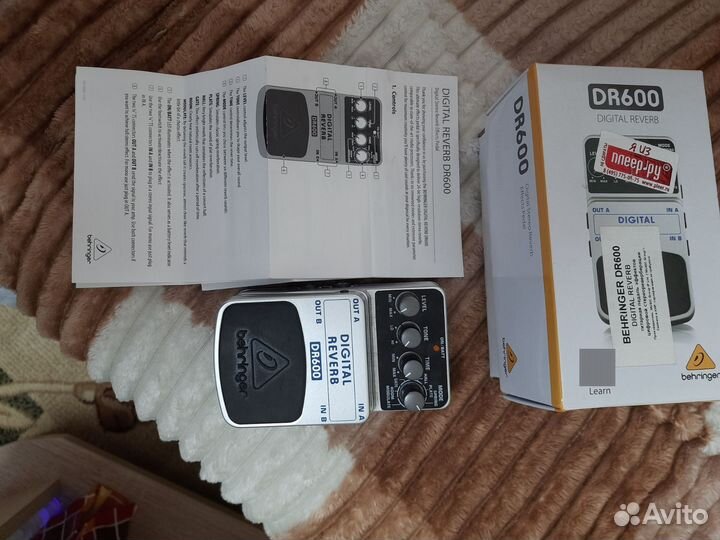 Педаль эффектов behringer DR600