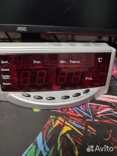 Часы электронные настольные