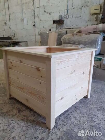 Клумба-кашпо для цветов садовая