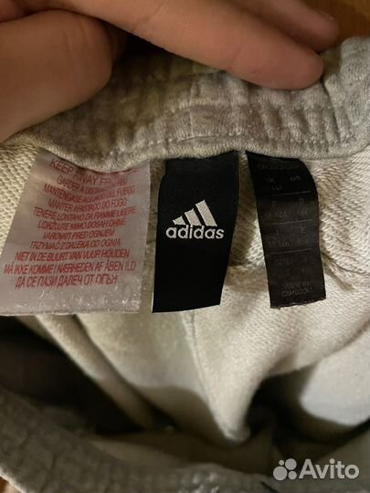 Спортивные штаны adidas