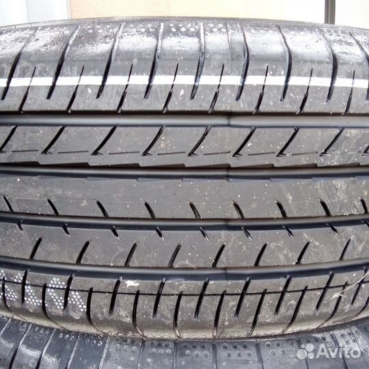 Yokohama BluEarth-GT AE-51 215/60 R16