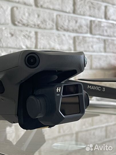 Квадрокоптер DJI Mavic 3 Fly More combo
