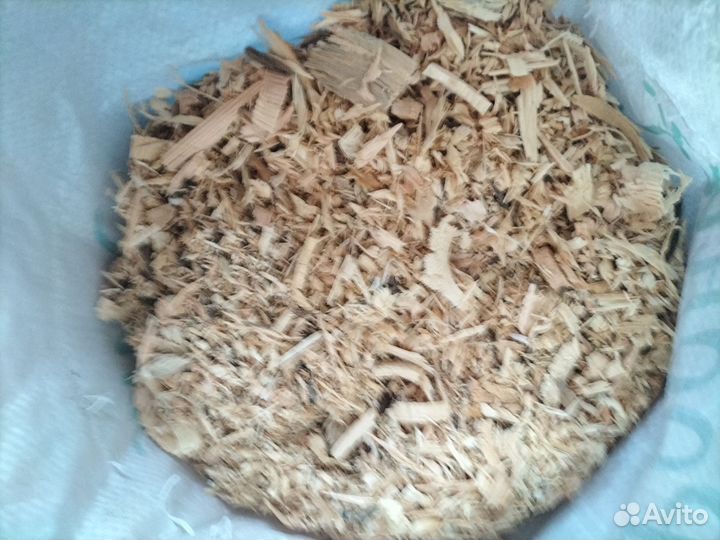 Опилки в мешках