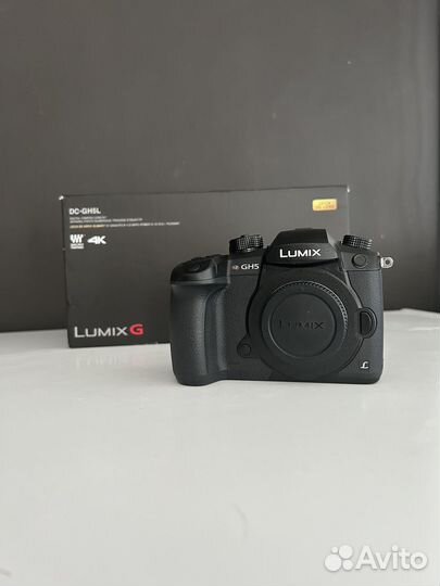 Panasonic lumix dc-gh5 в коробке + клетка