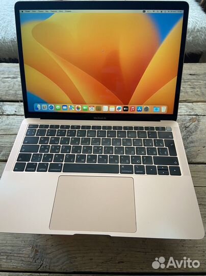 Apple MacBook Air 13-inch 2018