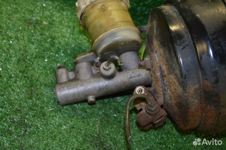 Вакуумный усилитель тормозов Mitsubishi Carisma