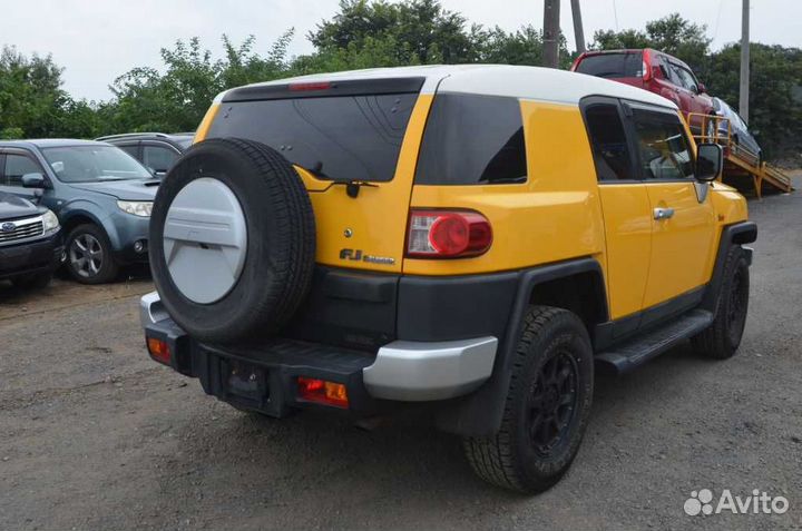 Разбор toyota FJ cruiser 2012