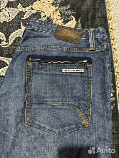 Джинсы dkny