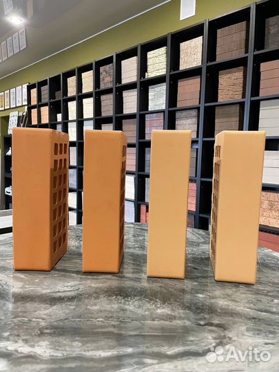 Керамический кирпич персик гладкий жкз