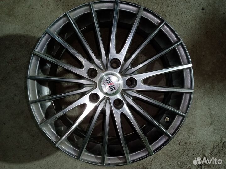 Продам диски комплект