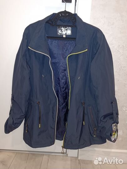 Верхняя одежда демисезонная 48-50 размер