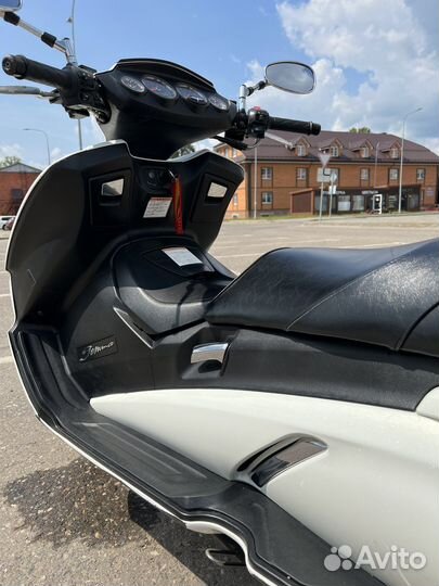Suzuki Gemma 250