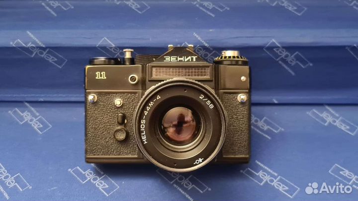 Фотоаппарат Зенит. Объектив гелиос-44м. СССР