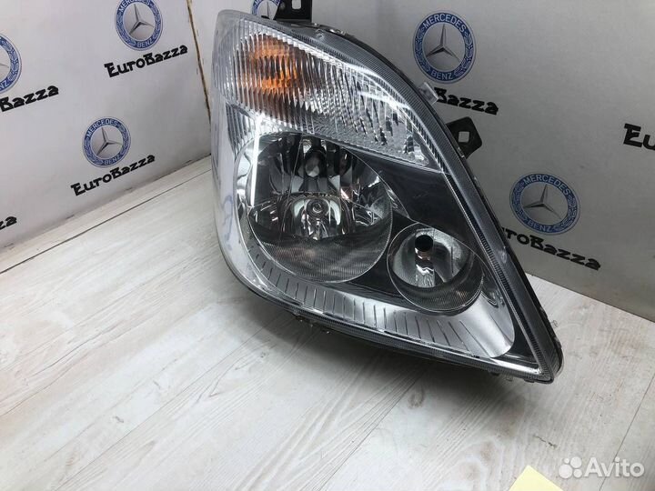 Фара Mercedes Sprinter W906
