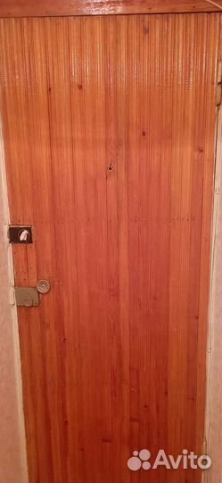 Дверь входная металлическая б/у и деревянная