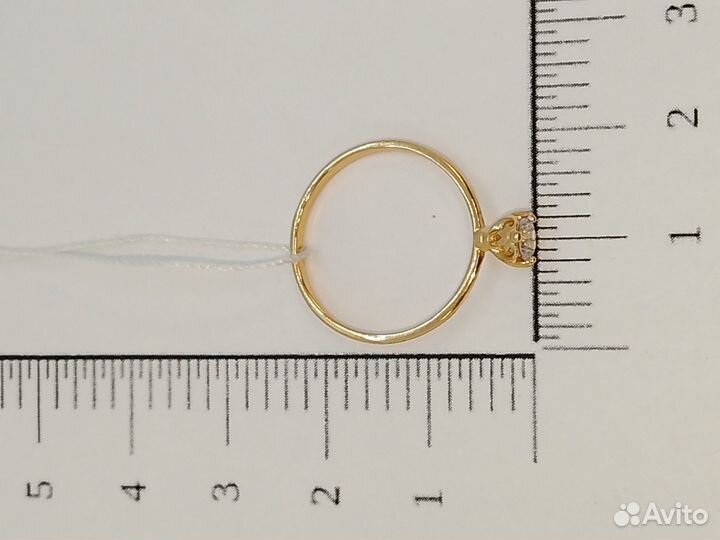 Золотое кольцо с камнем 17,5р